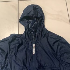 NikeSb , Blue windbreaker , size large